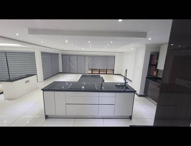 4 BEDROOM HOUSE FOR SALE IN RASLOUW GARDENS